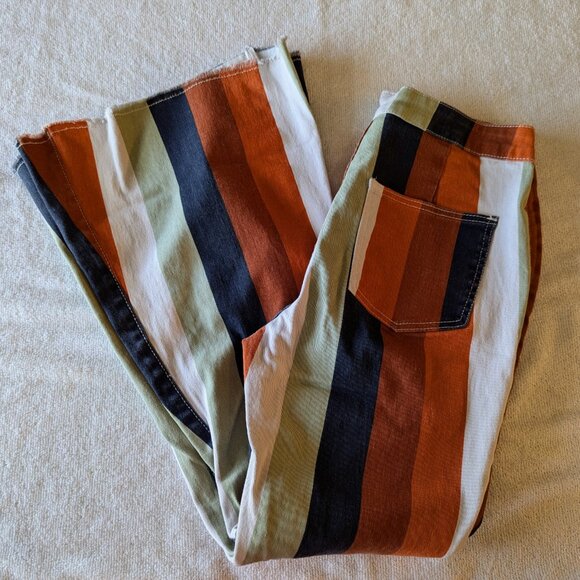 70's style bell bottom multicolor jeans. - Picture 8 of 8